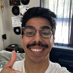 Meet your Posher, Elijah